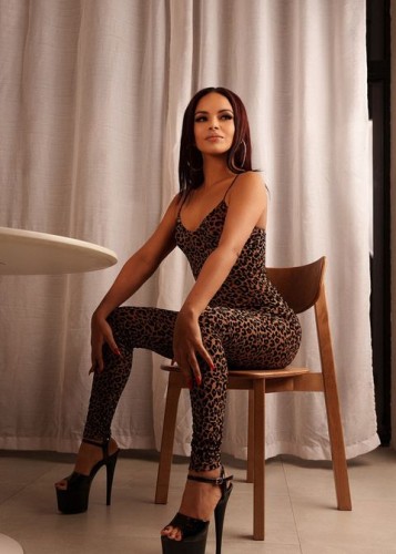 Алина, Г. Хороль