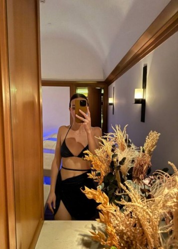 Джоржина, Г. Хороль