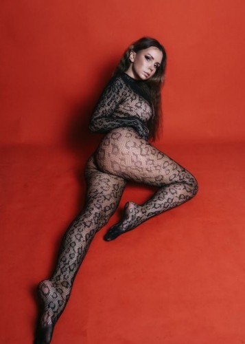 Ника, Г. Хороль