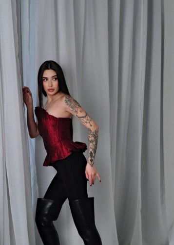 Вика, Г. Хороль